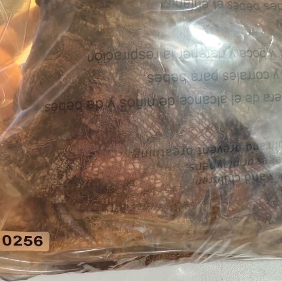 Tularosa Revolve Cameron Lace Off the Shoulder
Top Women’s Medium Camel Brown - Picture 13 of 13